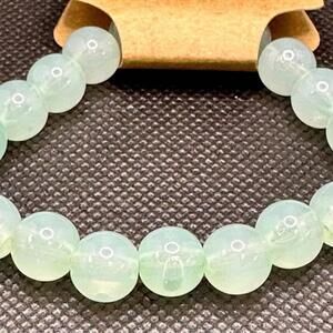 Charming Glow-in-the-Dark Beaded Bracelet